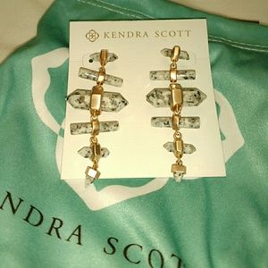 Kendra Scott Grey Talia Chandelier earrings